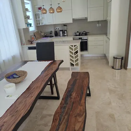 Tosti 3 Villa *